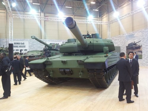 土耳其国产“阿勒泰”坦克完成测试准备量产